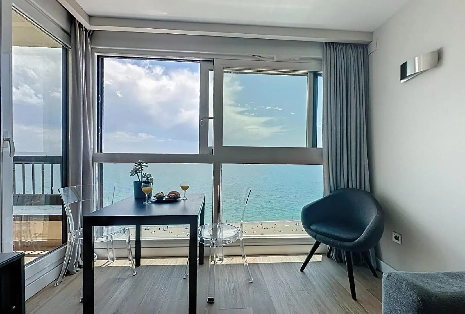 马拉加Espectaculares Vistas Al Mar Playa Malagueta公寓 0*, 马拉加 西班牙