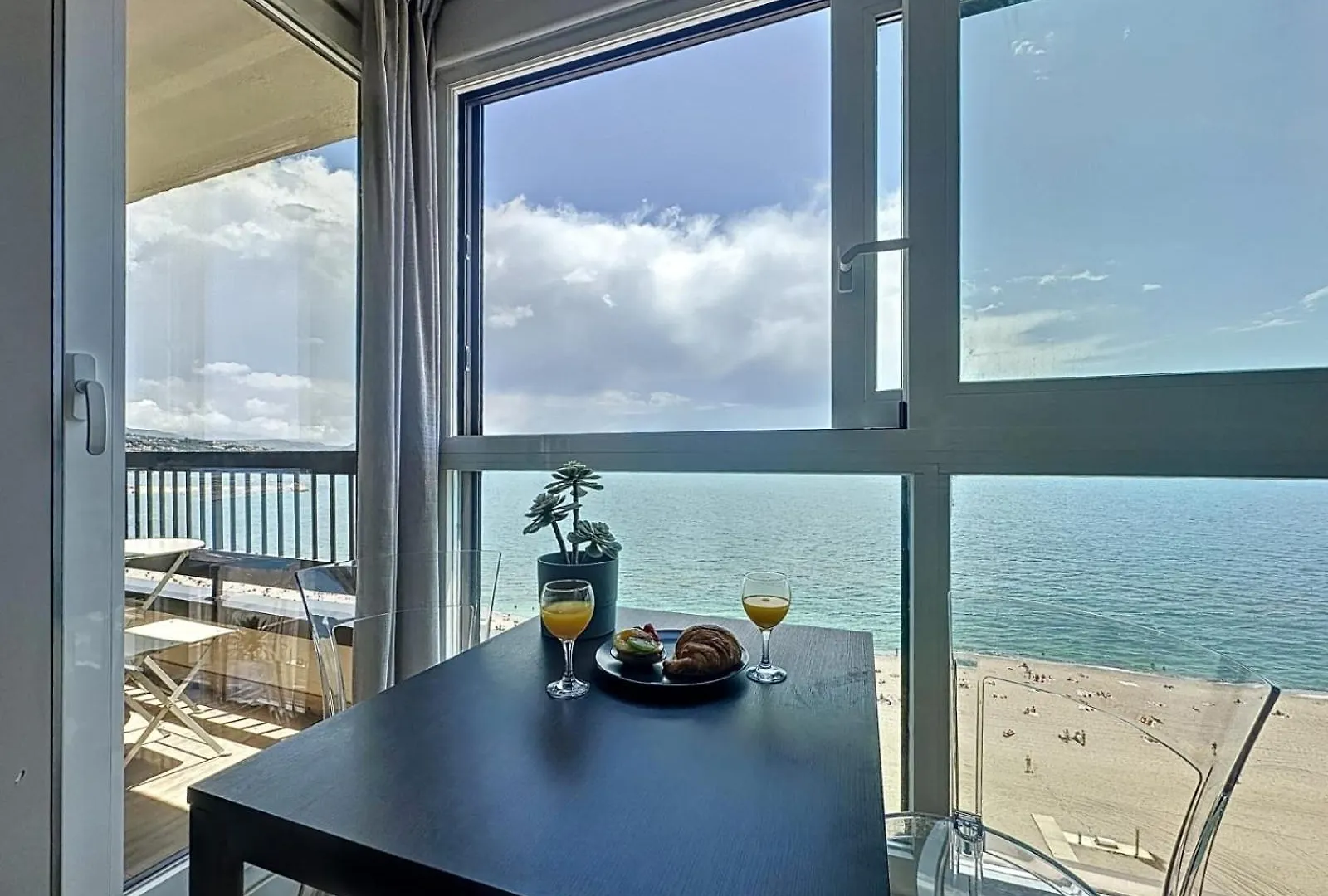 马拉加Espectaculares Vistas Al Mar Playa Malagueta公寓 0*, 马拉加